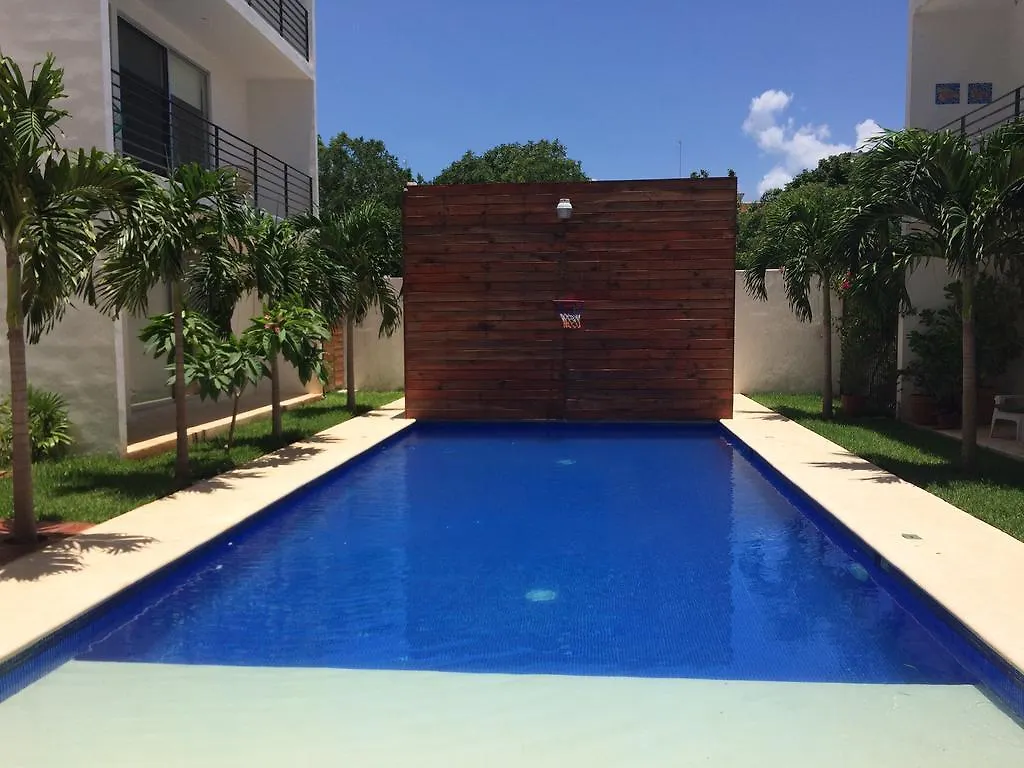 Condominios Uxmal Плая-дель-Кармен